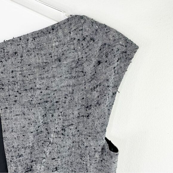 Narsico Rodriguez Linen/Silk Nubby Gray Sheath Dress w/Black Color-block Back 6 - Picture 9 of 15